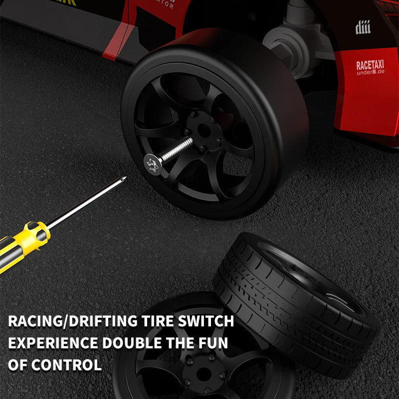 2.4G ドリフト RC カー 4WD ドリフトカー 1:18 おもちゃ リモートコントロール GTR カー