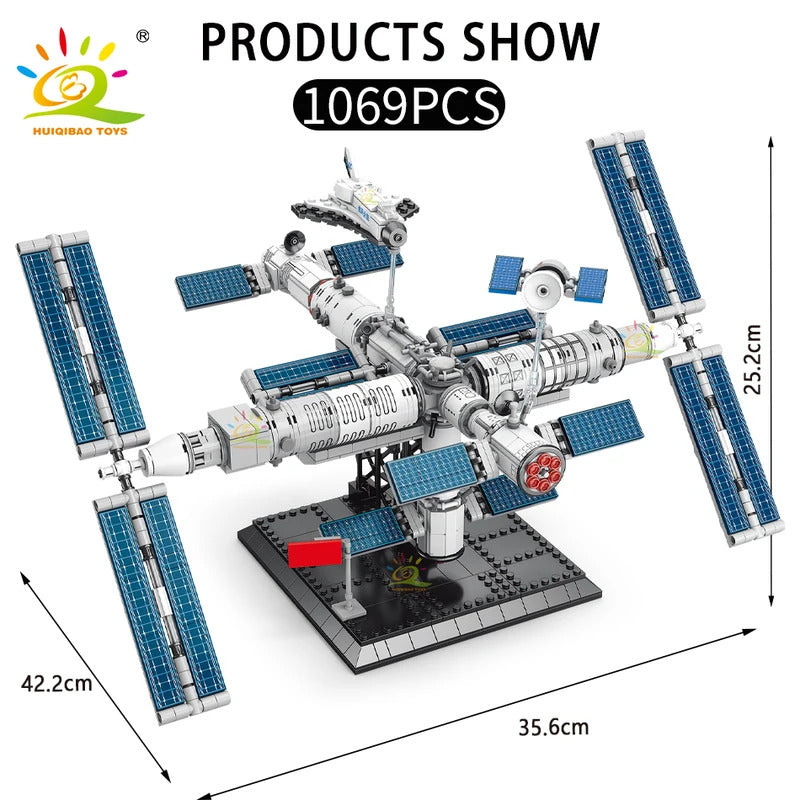 Space Station Building Blocks With Astronaut Figure City
