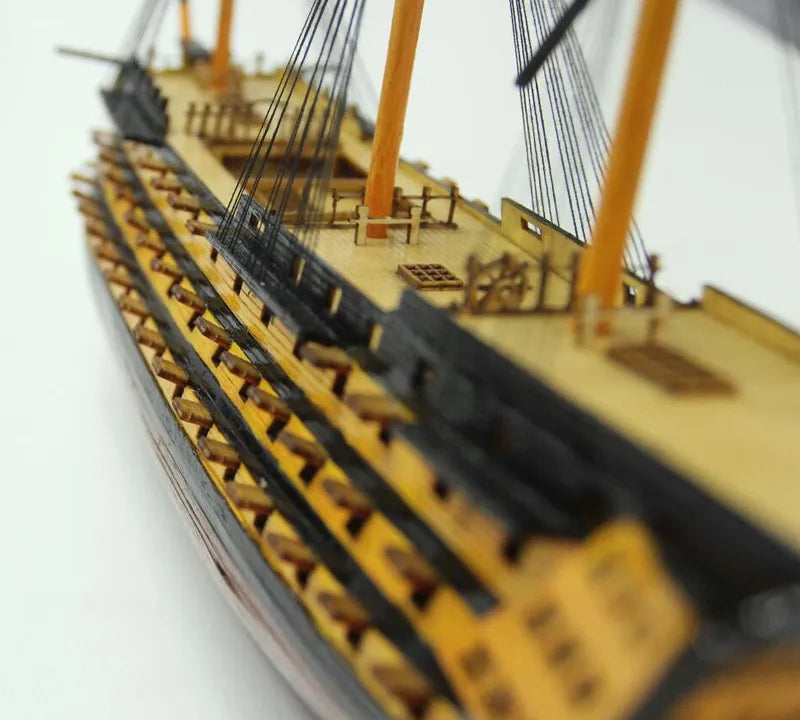 シンプルな構造バージョンのHMSビクトリー船モデルキット