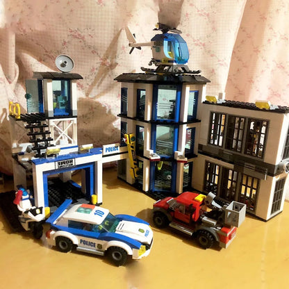 市警察署警備員ビルディングブロック